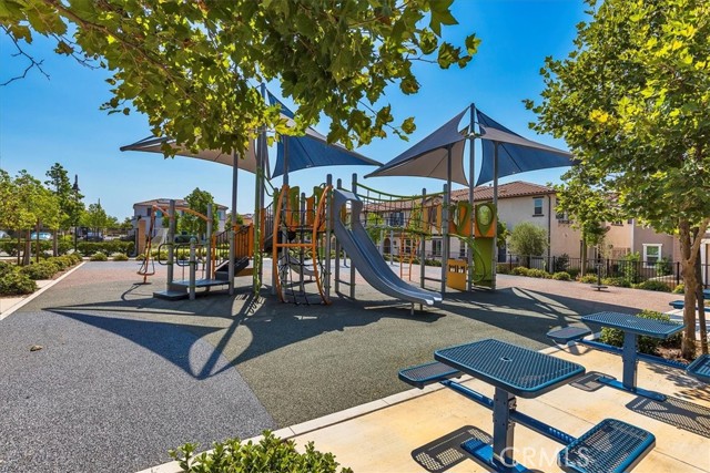 Detail Gallery Image 45 of 54 For 16040 Jamie Ln #8,  Fontana,  CA 92336 - 3 Beds | 2 Baths