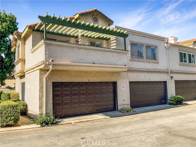 Detail Gallery Image 1 of 1 For 10205 Chaparral Way #E,  Rancho Cucamonga,  CA 91730 - 2 Beds | 2 Baths