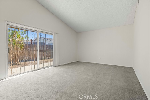 Detail Gallery Image 14 of 55 For 18900 Ledan St, Northridge,  CA 91324 - 4 Beds | 2 Baths