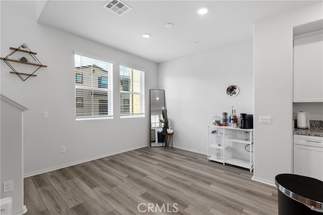 Image 12 of 27 For 40845 Melrose Drive