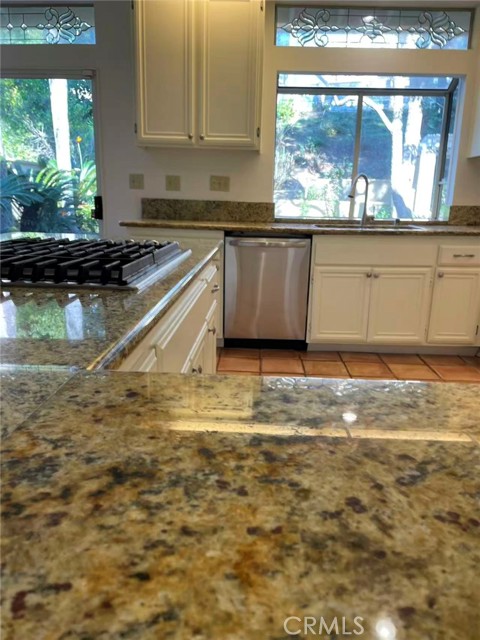 Detail Gallery Image 9 of 23 For 15 Springbrook, Laguna Niguel,  CA 92677 - 4 Beds | 3 Baths