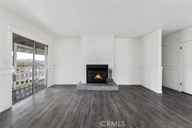 Detail Gallery Image 11 of 51 For 16550 Arnold Ave, Lake Elsinore,  CA 92530 - 4 Beds | 2 Baths