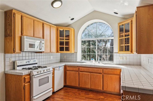 Detail Gallery Image 9 of 35 For 25274 North Rd, Twin Peaks,  CA 92391 - 3 Beds | 2/1 Baths