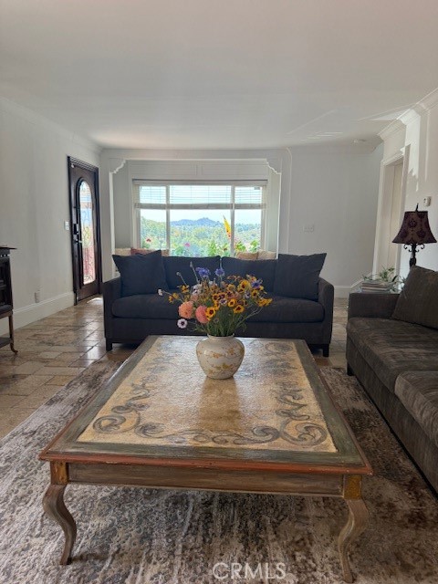 4310 Torreon Drive, Woodland Hills CA: https://media.crmls.org/medias/d6908a9b-7218-4b97-851e-524d4424473f.jpg