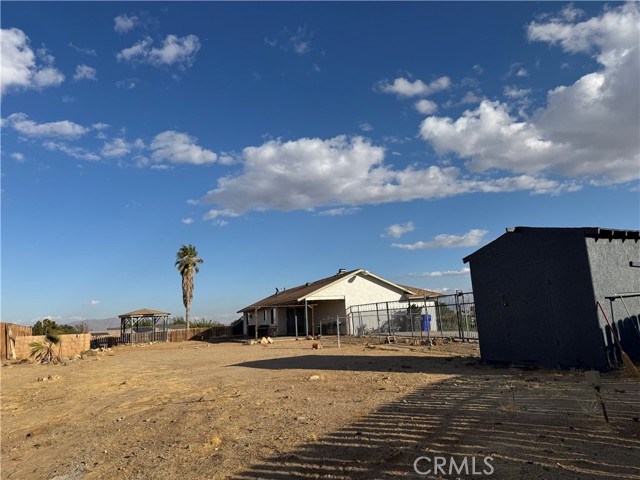 Detail Gallery Image 8 of 21 For 16480 Kayuga St, Victorville,  CA 92395 - 3 Beds | 2 Baths