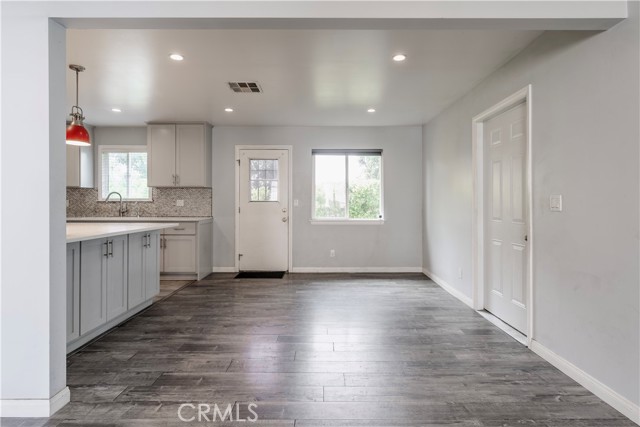 2973 W Avenue 33, Los Angeles CA: https://media.crmls.org/medias/d6910f97-b309-41d1-951a-f37a5b9603c7.jpg