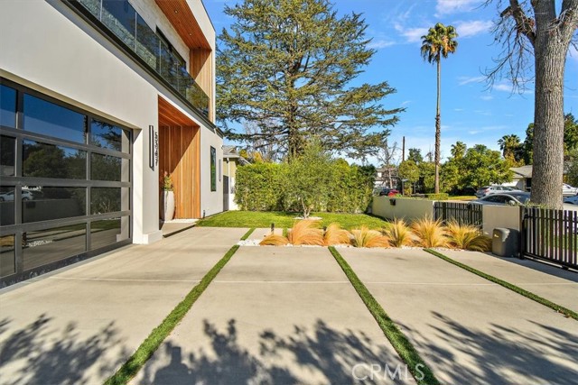 Detail Gallery Image 43 of 44 For 5347 Natick Ave, Sherman Oaks,  CA 91411 - 5 Beds | 5/1 Baths