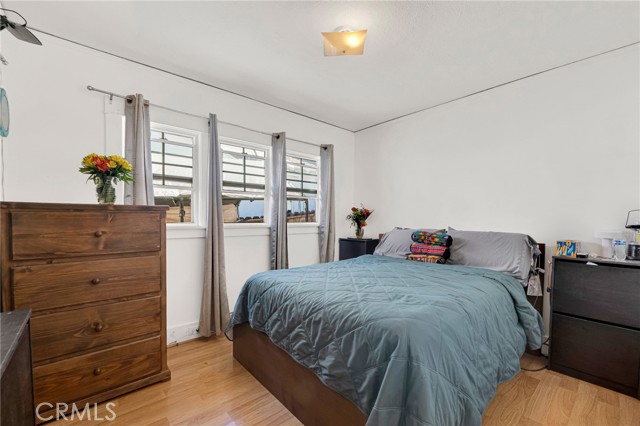 Detail Gallery Image 10 of 19 For 5413 Meridian St, Los Angeles,  CA 90042 - 3 Beds | 1 Baths