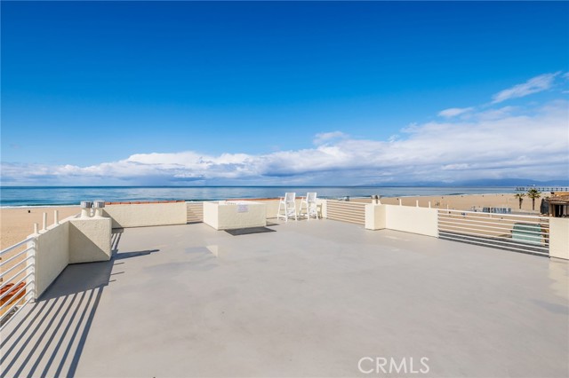 72 The Strand, Hermosa Beach, California 90254, 3 Bedrooms Bedrooms, ,2 BathroomsBathrooms,Residential,Sold,The Strand,SB23109684