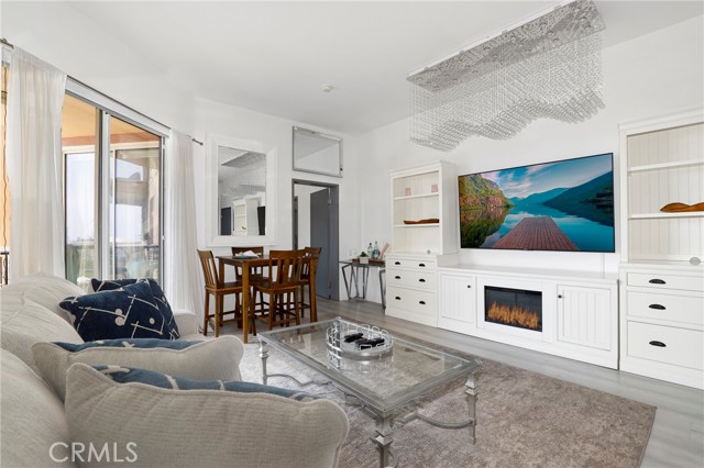 Detail Gallery Image 9 of 51 For 488 E Ocean Bld #818,  Long Beach,  CA 90802 - 2 Beds | 2 Baths