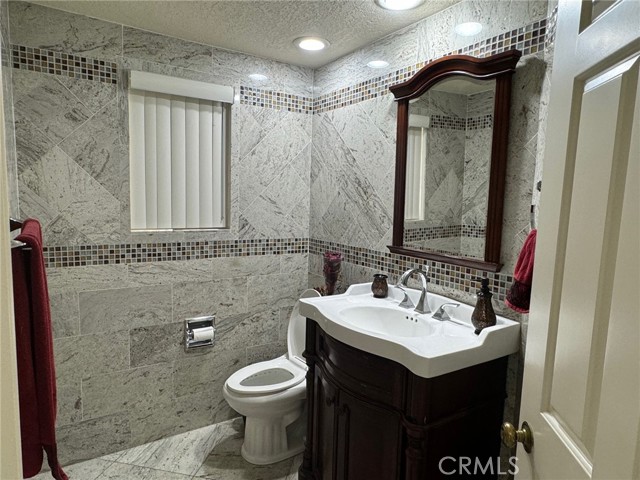 Detail Gallery Image 16 of 40 For 4205 Hermitage Dr, Hacienda Heights,  CA 91745 - 4 Beds | 2/1 Baths