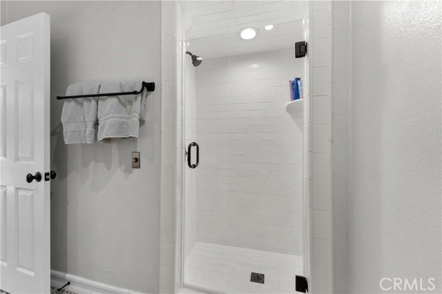 Detail Gallery Image 23 of 29 For 4420 Park Jazmin, Calabasas,  CA 91302 - 3 Beds | 3 Baths