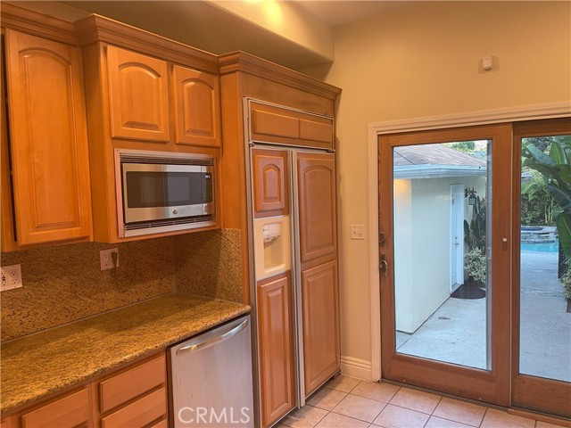 Detail Gallery Image 4 of 20 For 14320 Hortense St, Sherman Oaks,  CA 91423 - 3 Beds | 2 Baths