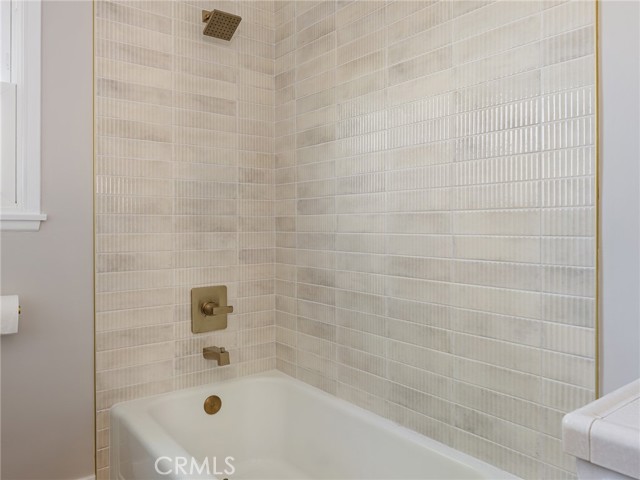 5526 Halison St, Torrance CA: https://media.crmls.org/medias/d695f876-57d4-4068-b49c-ace2a409ef53.jpg
