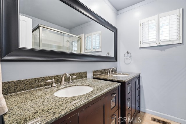 Detail Gallery Image 15 of 40 For 5244 Baza Ave, Woodland Hills,  CA 91364 - 3 Beds | 3 Baths