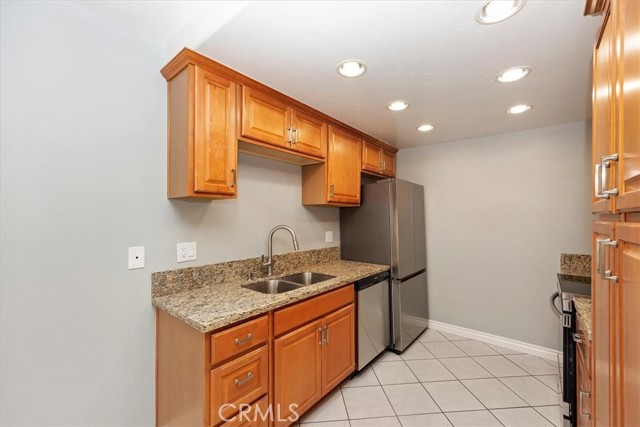 Detail Gallery Image 9 of 17 For 212 S Kraemer Bld #1416,  Placentia,  CA 92870 - 2 Beds | 1 Baths