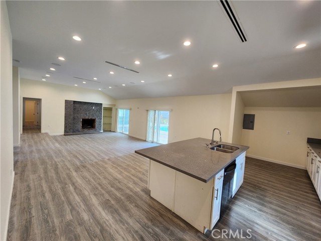 Detail Gallery Image 2 of 43 For 9462 Givens, Northridge,  CA 91325 - 4 Beds | 5 Baths