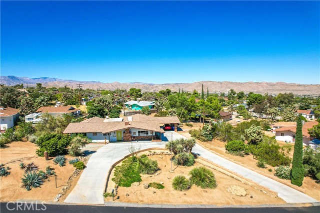 Detail Gallery Image 12 of 70 For 56772 Kismet Rd, Yucca Valley,  CA 92284 - 4 Beds | 3 Baths