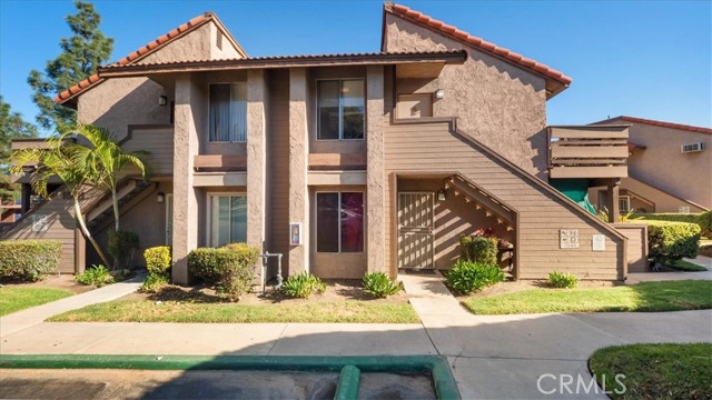 Detail Gallery Image 1 of 30 For 1545 Border Ave #H,  Corona,  CA 92882 - 2 Beds | 2 Baths