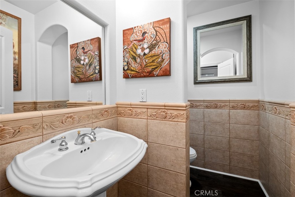 MLS #OC25248917 image #17