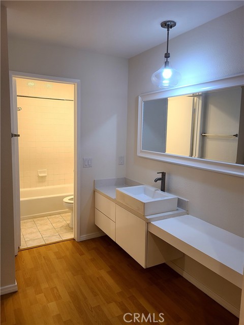 Detail Gallery Image 5 of 17 For 360 S Euclid #122,  Pasadena,  CA 91101 - 1 Beds | 1 Baths