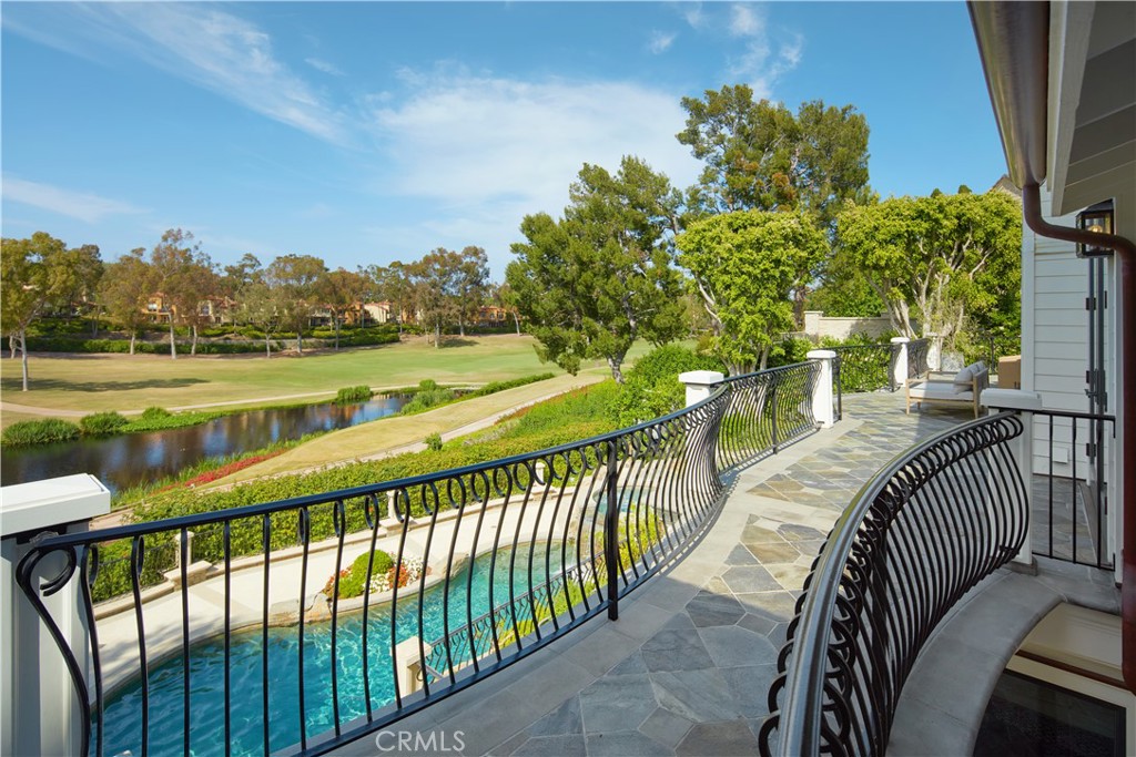 D698b30b C648 4bf7 96eb C59d59263f25