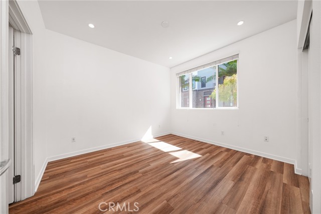 Detail Gallery Image 13 of 35 For 152 Schick, Irvine,  CA 92614 - 4 Beds | 3/1 Baths