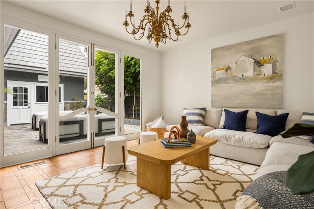 508 Evening Star Lane, Newport Beach CA: https://media.crmls.org/medias/d699dbb9-d8b2-4344-8cd6-764e86a21a3b.jpg