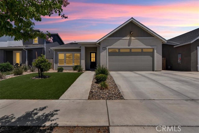 2454 W Mallard Lane, Hanford CA: https://media.crmls.org/medias/d69b2e71-32b1-4ebe-825b-d1c1641d31e2.jpg