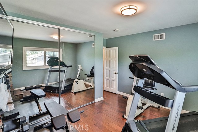 Detail Gallery Image 50 of 74 For 17141 Superior St, Northridge,  CA 91325 - 6 Beds | 4 Baths
