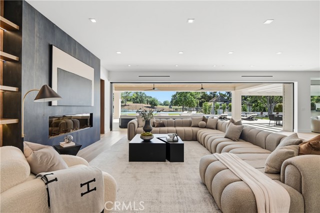 Detail Gallery Image 10 of 30 For 4400 Oak Place, Westlake Village,  CA 91362 - 6 Beds | 6/1 Baths