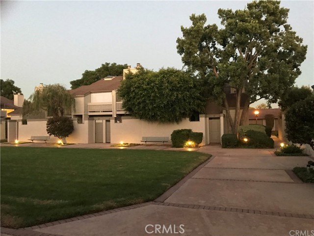 Detail Gallery Image 33 of 39 For 2220 E Chapman Ave #34,  Fullerton,  CA 92831 - 2 Beds | 1/1 Baths