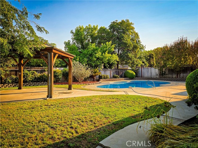 Detail Gallery Image 31 of 45 For 1654 W Vartikian Ave, Fresno,  CA 93711 - 3 Beds | 2/1 Baths