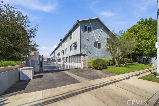 15106 Nordhoff photo 16
