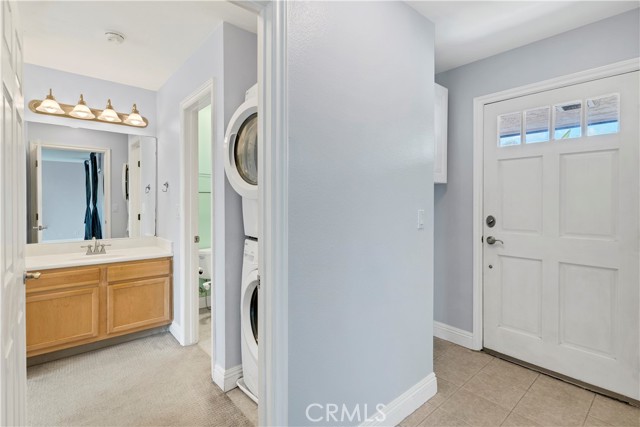 3535 205 Madison Ave, San Diego CA: https://media.crmls.org/medias/d6a1c31c-c314-4b46-acaa-f5b4ad29493a.jpg