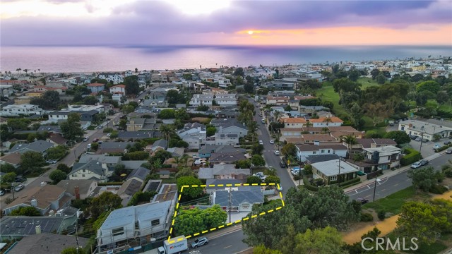 2491 Valley Drive, Hermosa Beach, California 90254, 3 Bedrooms Bedrooms, ,2 BathroomsBathrooms,Residential,Sold,Valley,PV23173972