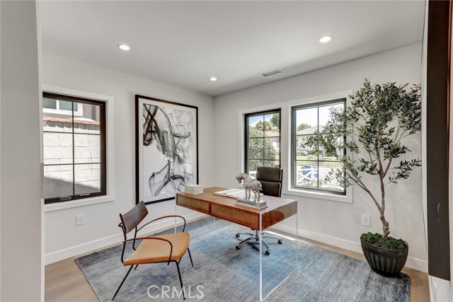 Detail Gallery Image 26 of 39 For 6451 Firebrand St, Los Angeles,  CA 90045 - 4 Beds | 3/1 Baths