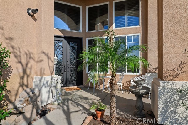 Detail Gallery Image 3 of 63 For 25 Corte Rivera, Lake Elsinore,  CA 92532 - 5 Beds | 3 Baths