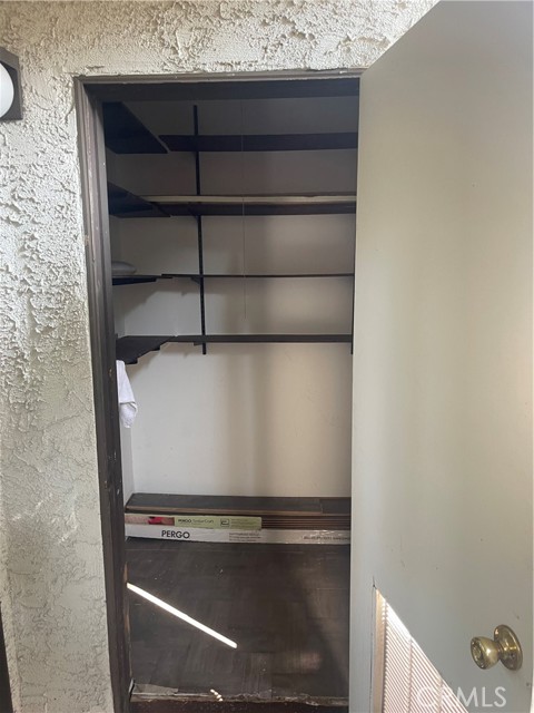 Detail Gallery Image 31 of 49 For 15511 Sherman Way, Van Nuys,  CA 91406 - 3 Beds | 2 Baths