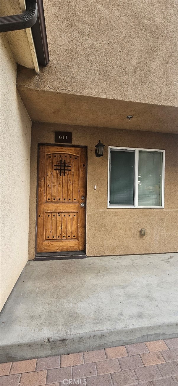 Detail Gallery Image 2 of 32 For 611 E 75th St, Los Angeles,  CA 90001 - 5 Beds | 3 Baths