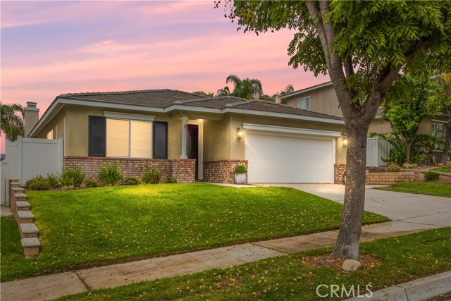 Detail Gallery Image 1 of 29 For 1773 Valley Falls Ave, Redlands,  CA 92374 - 3 Beds | 2 Baths