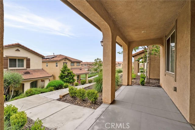 Detail Gallery Image 2 of 22 For 2017 Juniper Ln, Colton,  CA 92324 - 3 Beds | 2/1 Baths