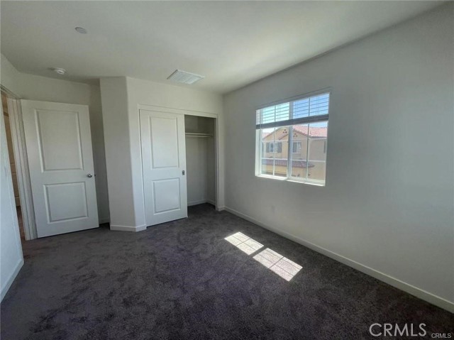 Detail Gallery Image 6 of 10 For 12712 Ironstone, Moreno Valley,  CA 92555 - 3 Beds | 2/1 Baths