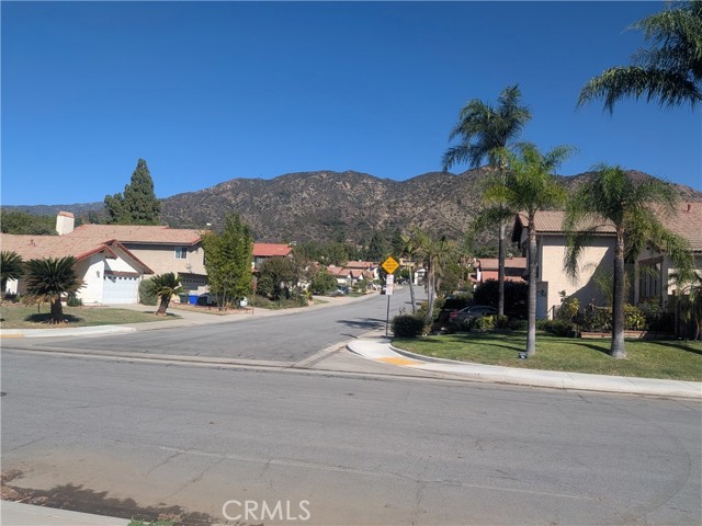 2670 Bernwood photo 5