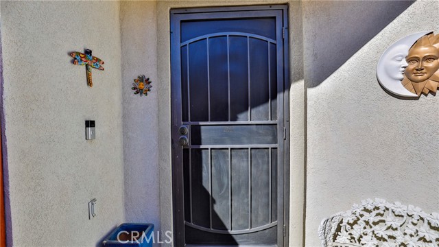 Detail Gallery Image 6 of 55 For 215 Furyk Way, Hemet,  CA 92545 - 2 Beds | 2 Baths