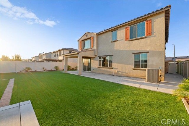 Detail Gallery Image 38 of 44 For 24963 Destry Dr, Menifee,  CA 92584 - 5 Beds | 3 Baths