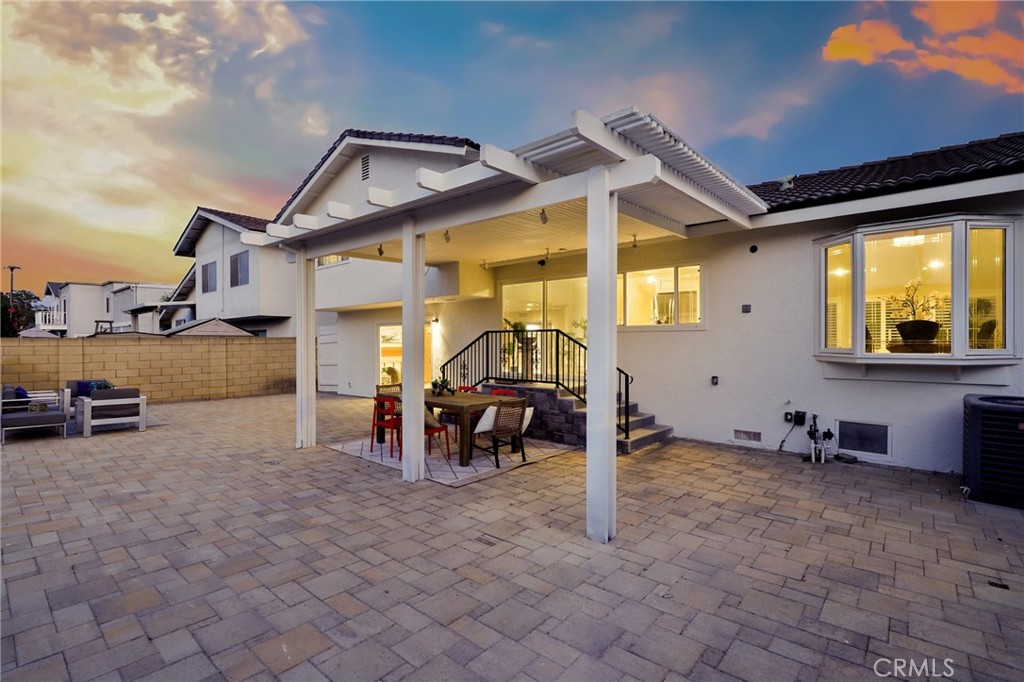 MLS #OC25173182 img 25