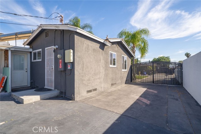 Detail Gallery Image 25 of 41 For 943 E Yale St, Ontario,  CA 91764 - 4 Beds | 2 Baths