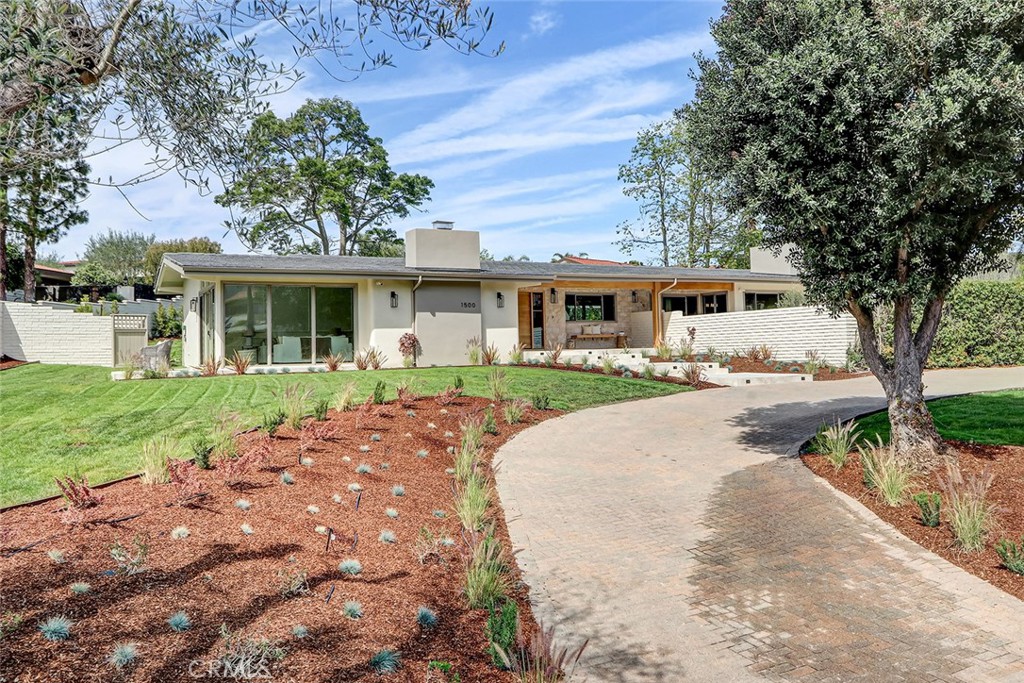 Picture of Palos Verdes Estates, CA 90274