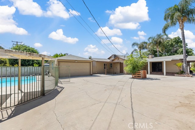 Detail Gallery Image 33 of 35 For 330 S Carmalita St, Hemet,  CA 92543 - 3 Beds | 2 Baths